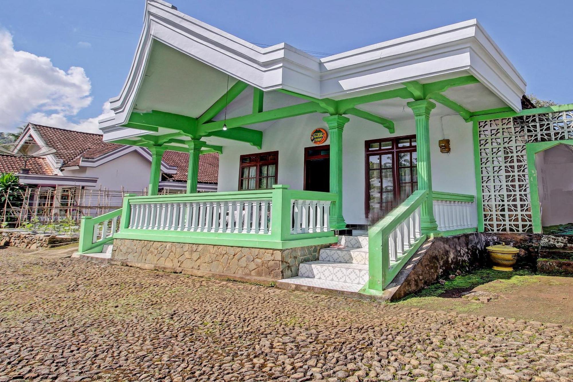 Spot On 91214 Desa Wisata Pandean Ξενοδοχείο Trenggalek Εξωτερικό φωτογραφία